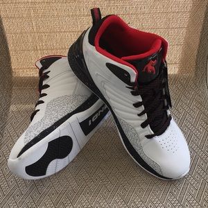 AND1 Capital 4.0 shoes size 10.5 White NWT